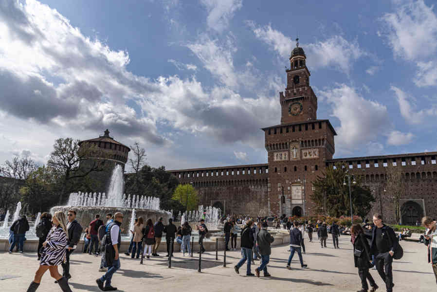 Italia - Milán 109 - castillo Sforzesco de Milán